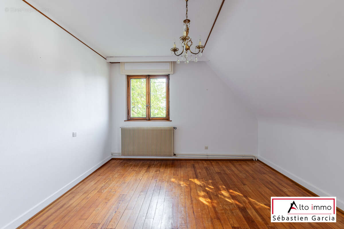 Maison à SOULTZ-SOUS-FORETS