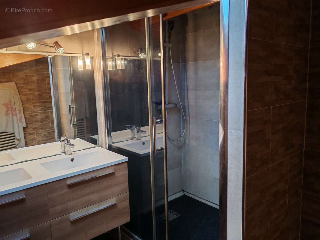 Maison à LISLE-SUR-TARN