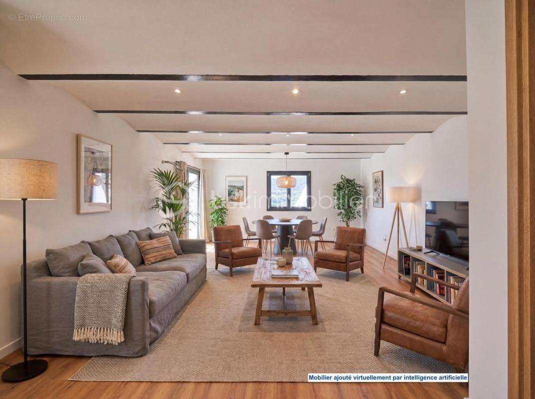 Appartement à LA CADIERE-D'AZUR