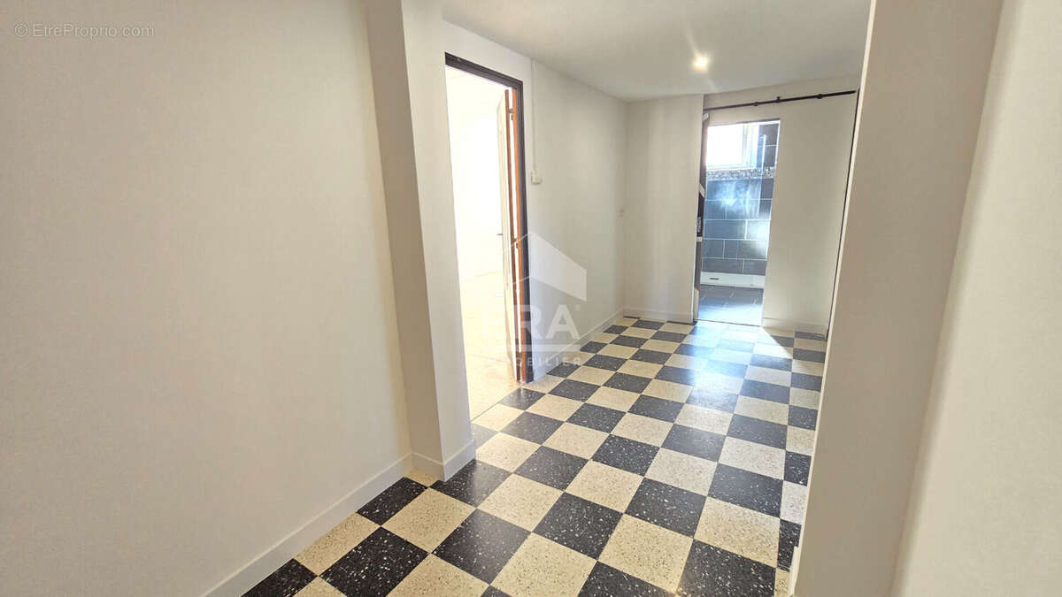 Appartement à PORT-DE-BOUC