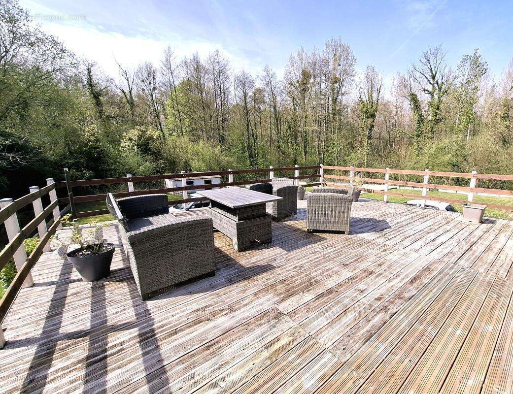 Maison à TRACY-LE-MONT