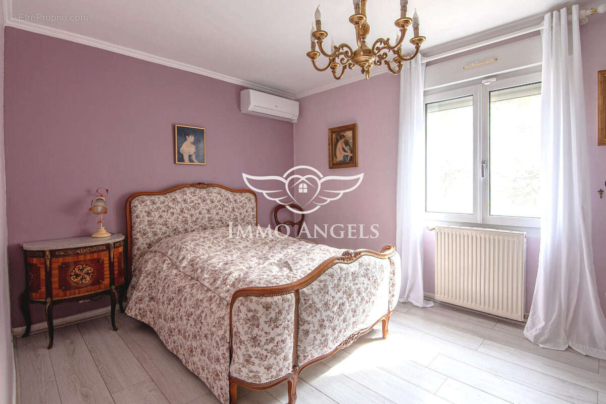 Maison à SAINT-PAUL-LE-JEUNE