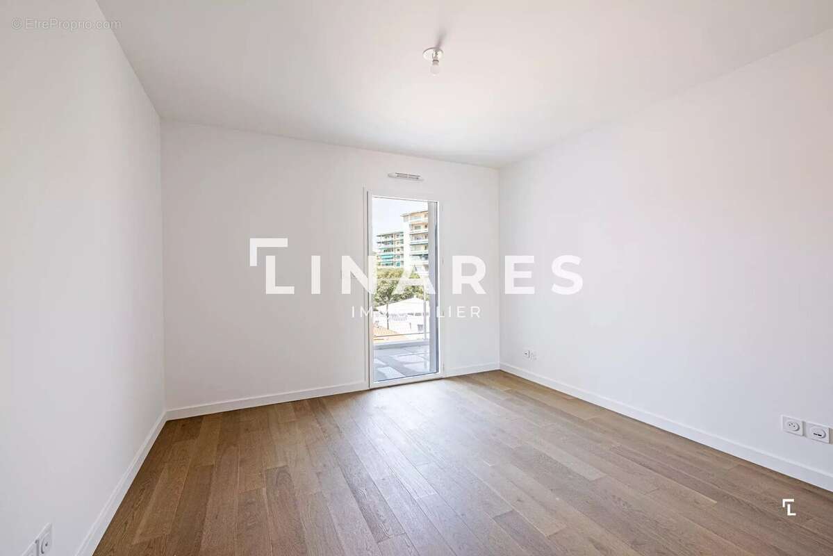 LE SKYINE - Appartement T4 de 160m² - Rooftop - Terrasses panoramiques - 13008 - photo 14