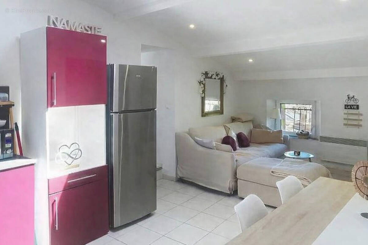 Appartement à TOURVES
