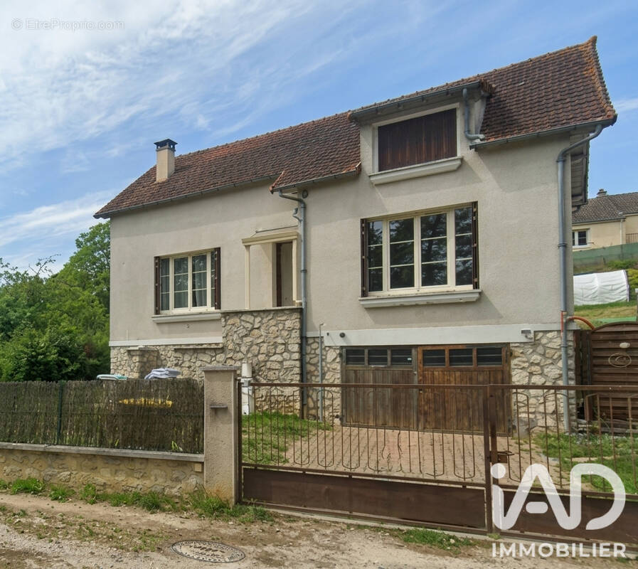 Photo 1 - Maison à BONNY-SUR-LOIRE