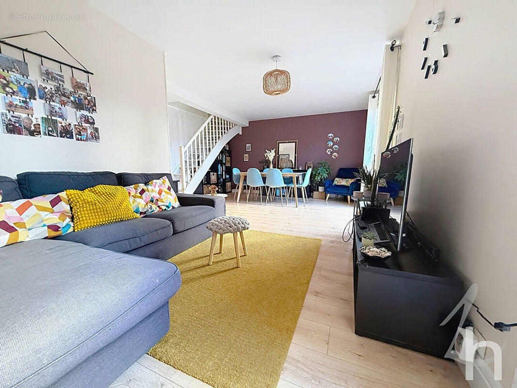 Maison à BRETTEVILLE-SUR-ODON