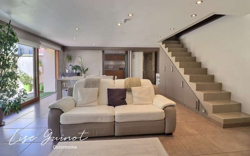 Maison de village intégralement rénovée - photo 7