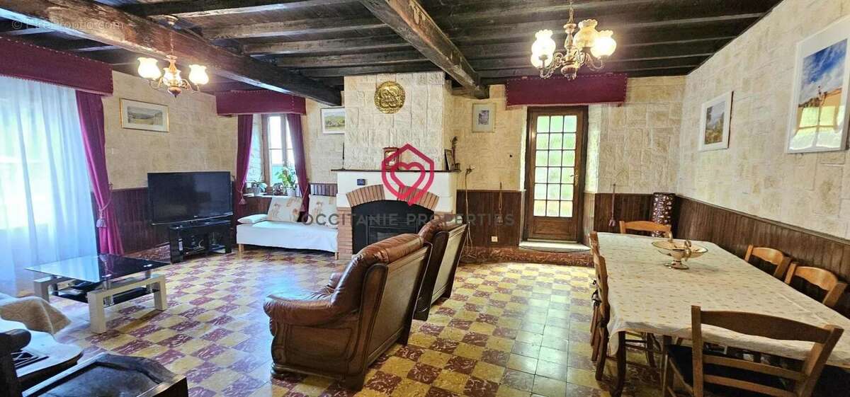 Maison à ARTIGAT