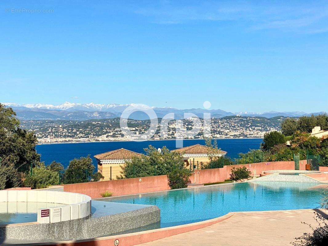 Parking à THEOULE-SUR-MER