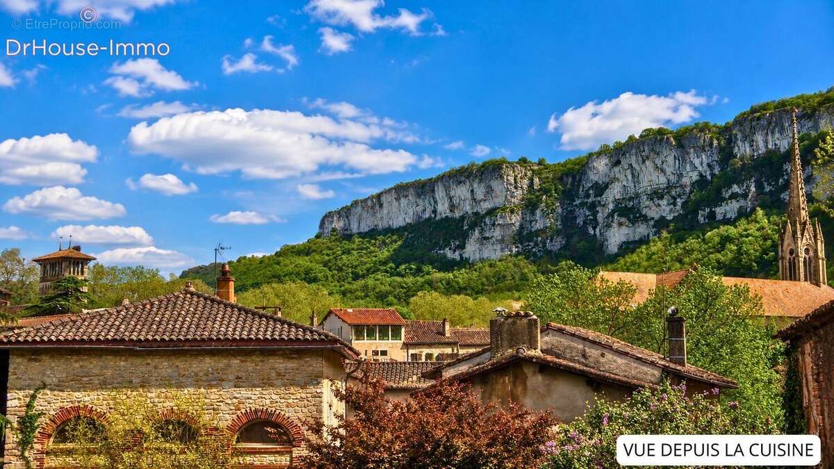 Maison 150 m² à Saint-Antonin-Noble-Val  - photo 6