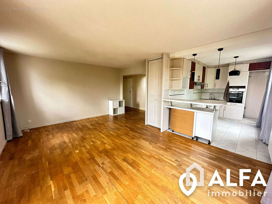Appartement à SAINT-GRATIEN