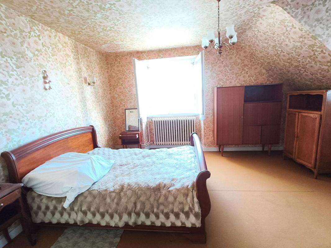 29520 Châteauneuf du Faou 4 chambres 139 m2 sous sol - photo 8
