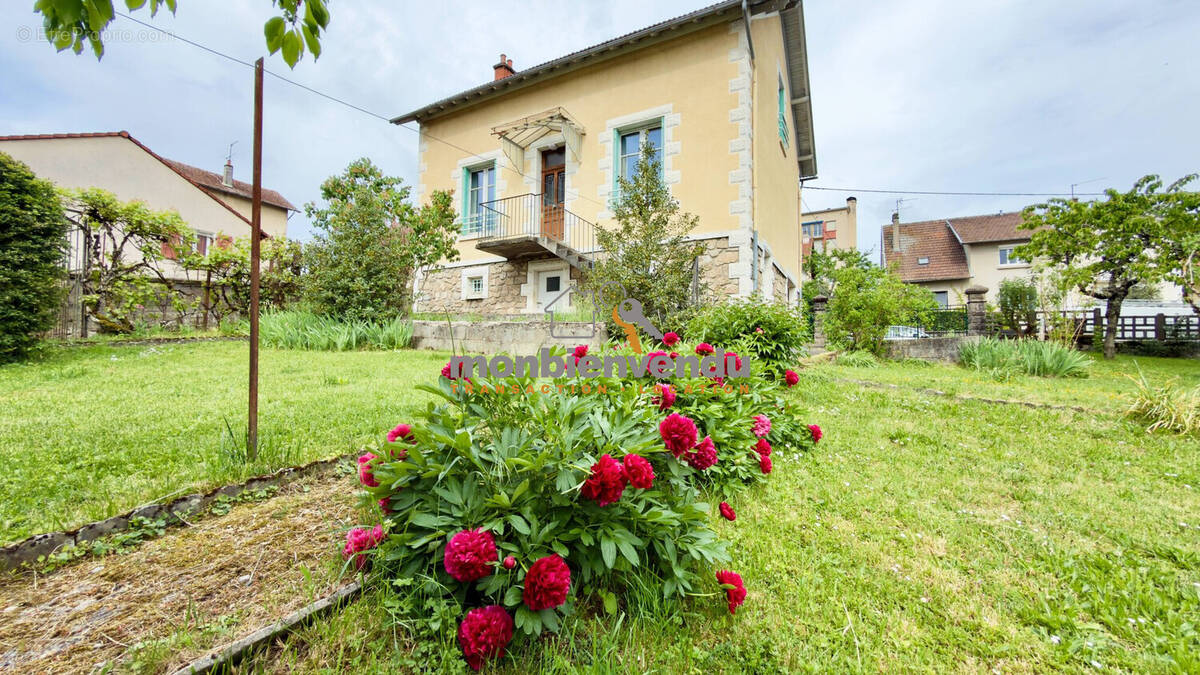 Maison à AURILLAC