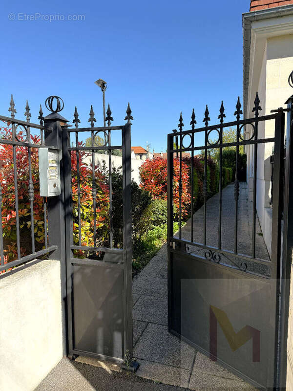 Appartement à NEUILLY-PLAISANCE