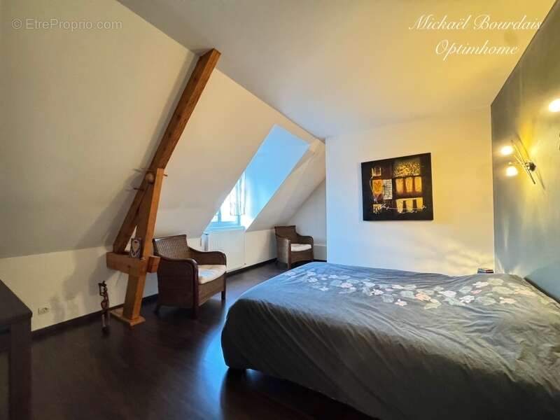 Maison à LA SUZE-SUR-SARTHE