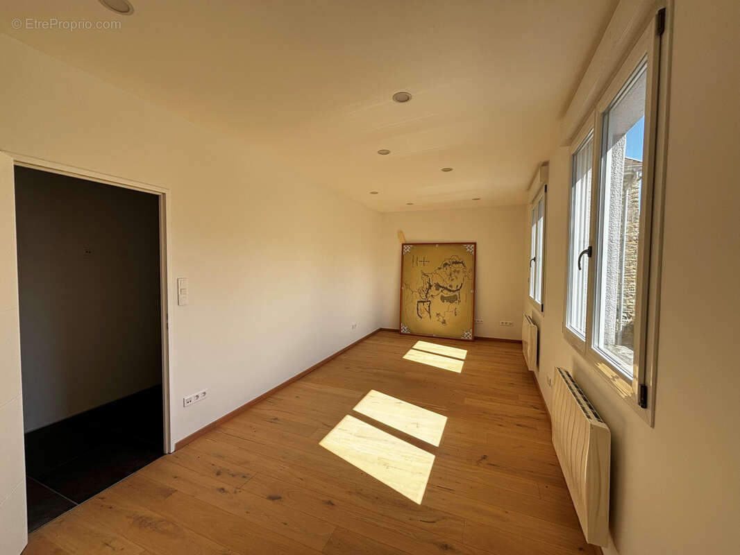 Maison à VOUJEAUCOURT