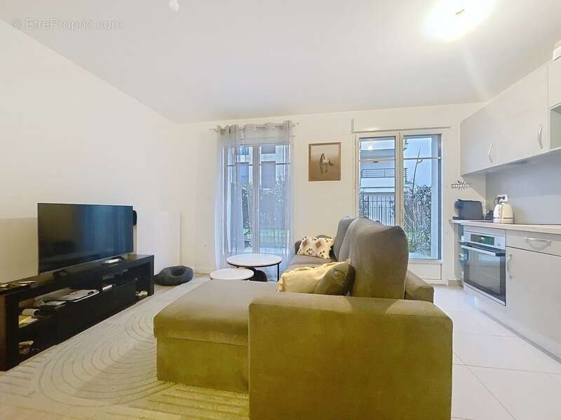 Appartement à SAINT-CYR-SUR-LOIRE