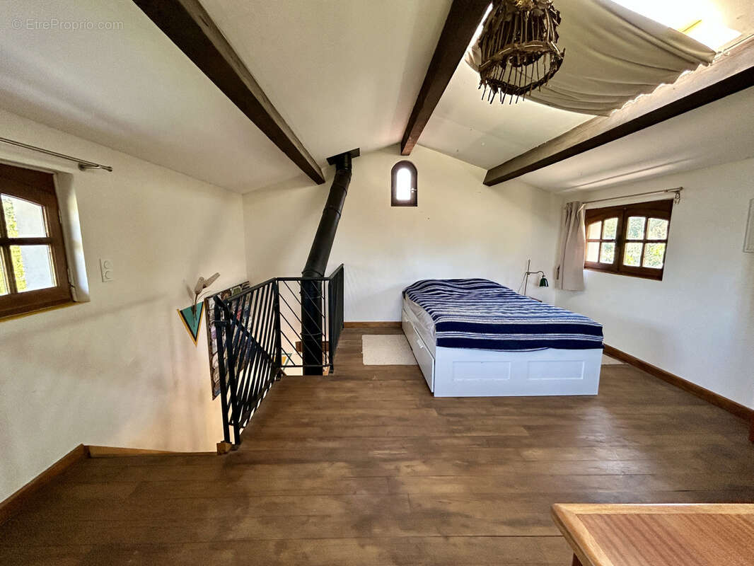 Maison à LAGRAULET-SAINT-NICOLAS