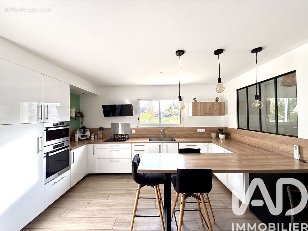 Photo 2 - Maison à LOUHANS