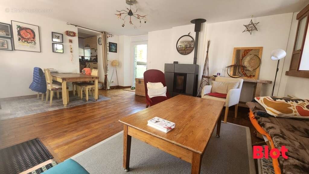 Maison 84 m² à Dinan  - photo 2