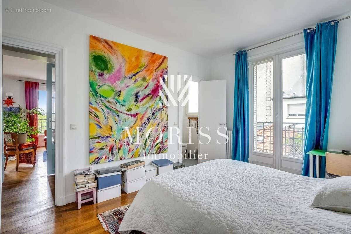 Appartement à PARIS-17E