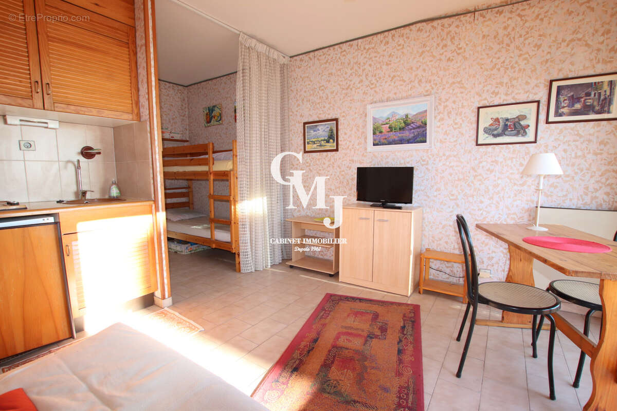 Appartement à FREJUS