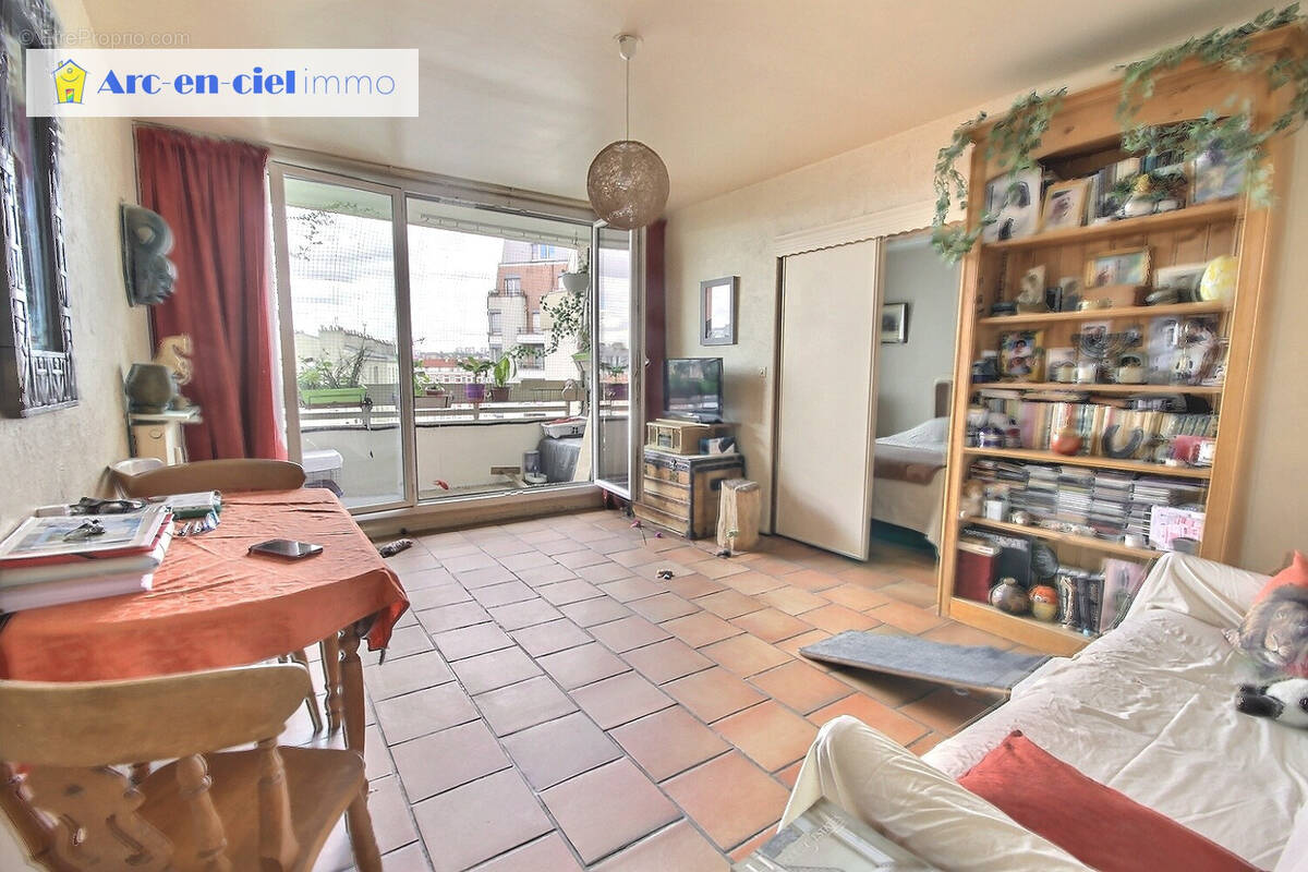 Appartement à AUBERVILLIERS