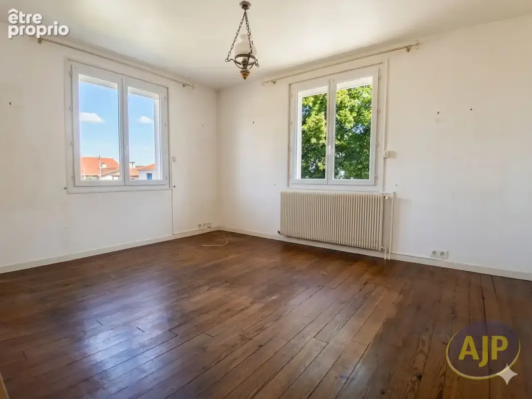 Photo Maison à Saintes au prix de 159 900€