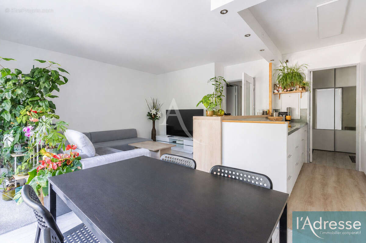Appartement à LES ULIS