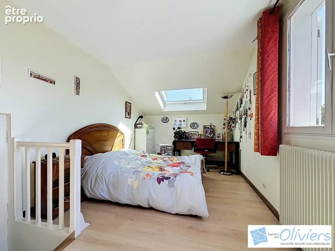 Maison 6 pièces 116 m² à vendre à Voisins-Le-Bretonneux (78960) - photo 9