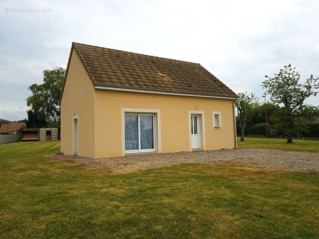 Maison à LE GUE-DE-LA-CHAINE