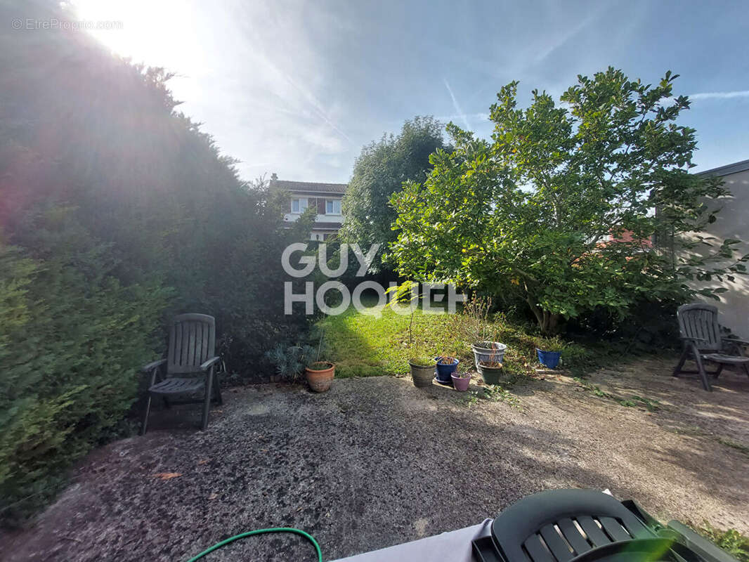 Maison à ROSNY-SOUS-BOIS