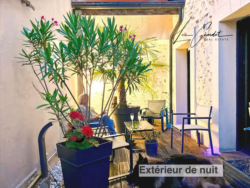 Terrasse by night - Maison à OZOIR-LA-FERRIERE