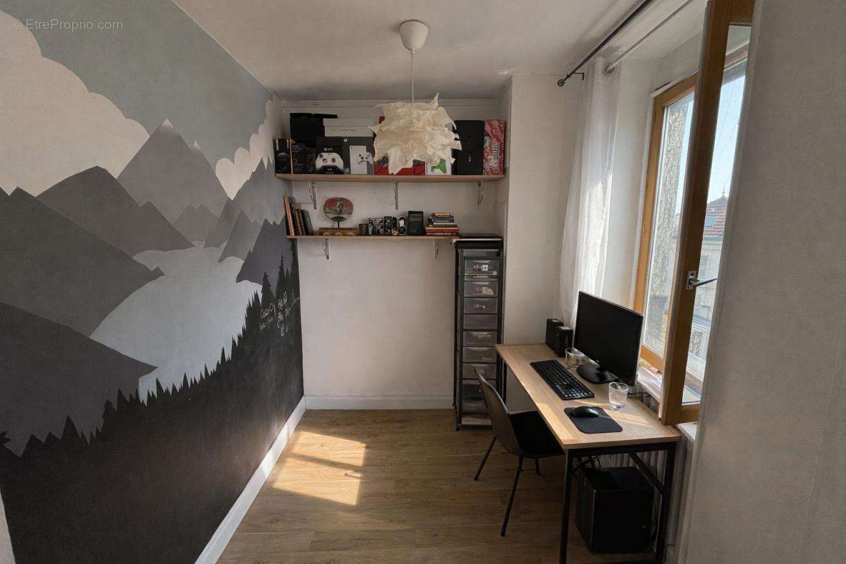 Appartement à CORBEIL-ESSONNES