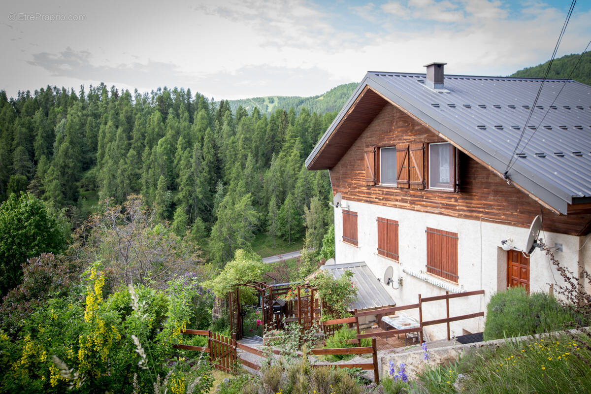 Appartement à ROUBION