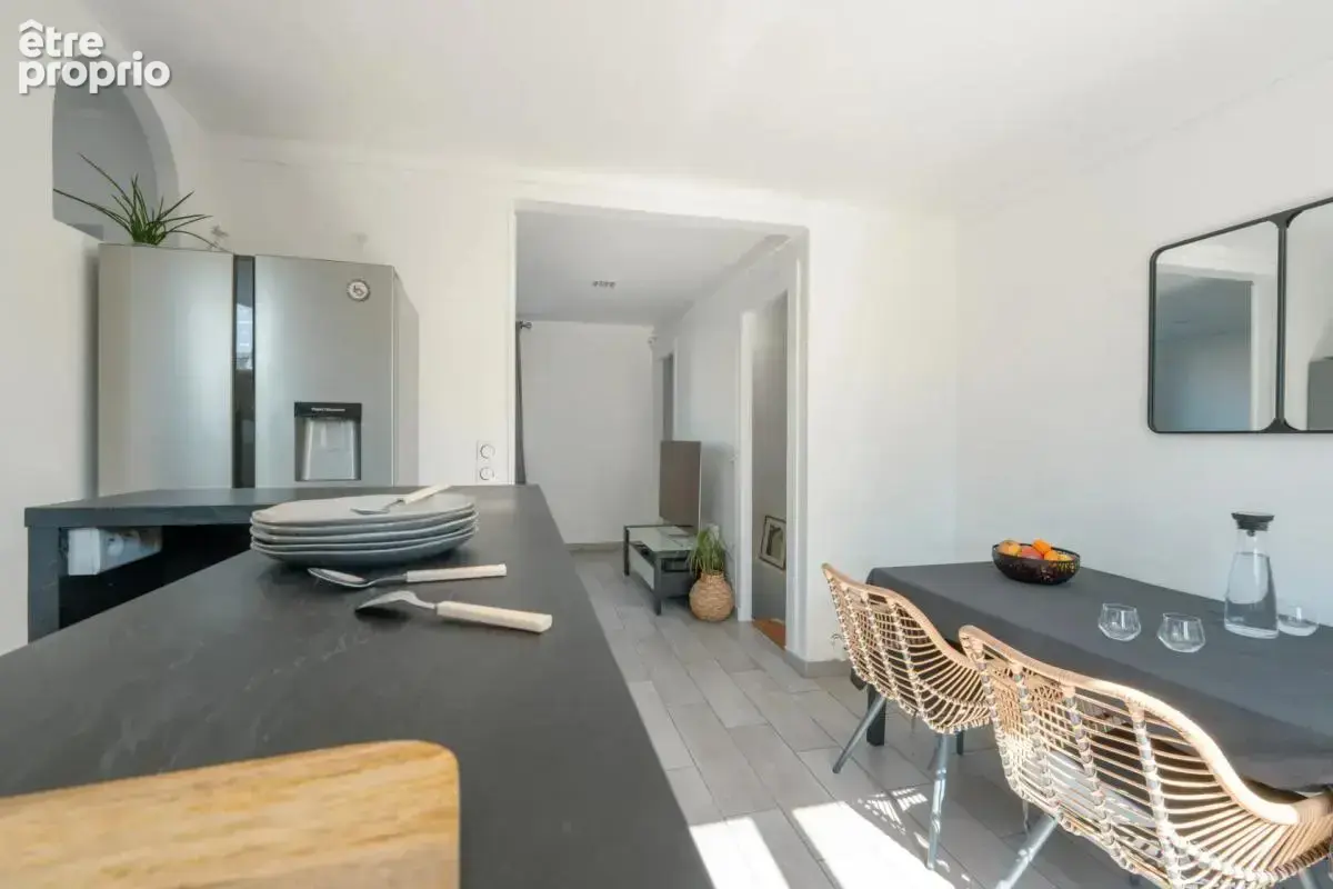 Maison rénovée 6 pièces 153 m² à Antony - photo 5