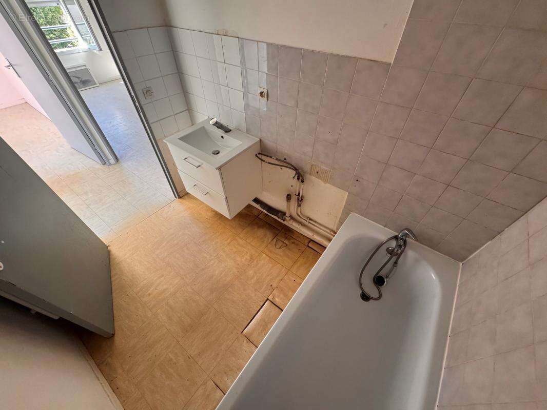 Appartement t4 - photo 11