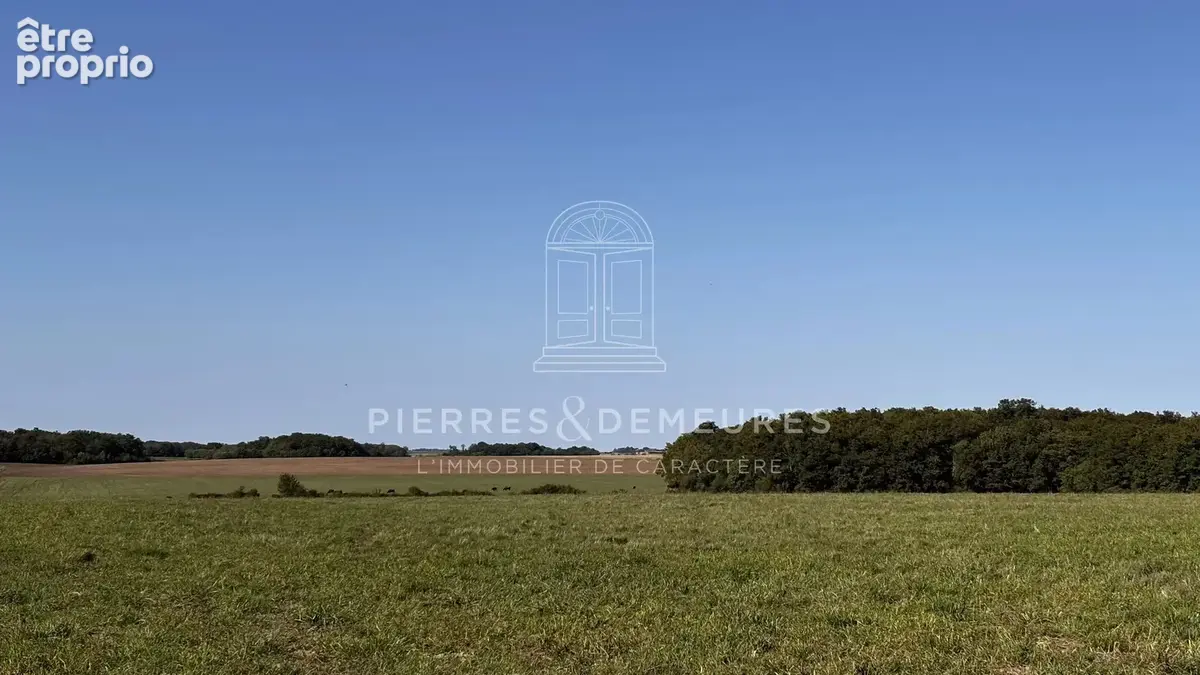 Domaine avec manoir et ses annexes sur 176ha de prairie et bois - photo 27