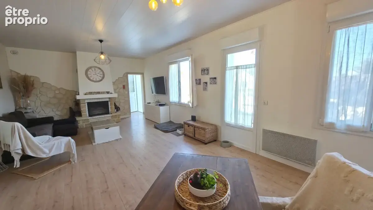 Grande maison familiale d'environ 135m² avec vie de plain-pied, jardin et piscine en campagne de Trignac - photo 8