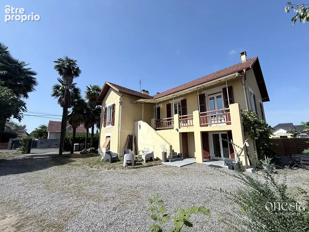 Maison 10 pièces 188 m² à vendre à Lons (64140) - photo 2