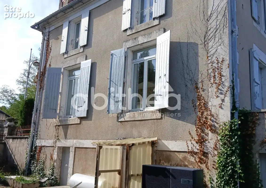 Maison charentaise de 143 m2 et 538 m2 de terrain - photo 2