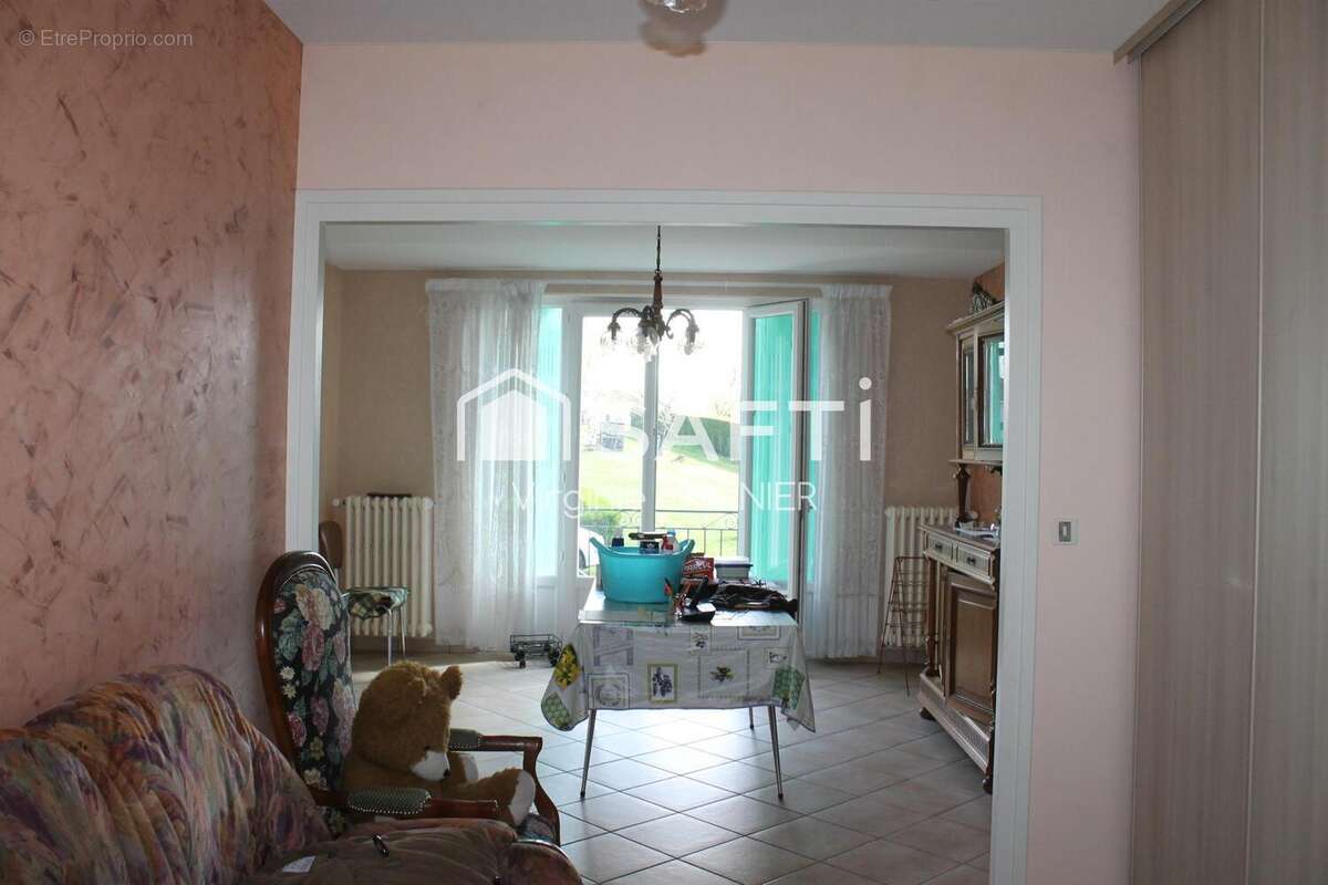 Maison 75 m² à Rongeres  - photo 5