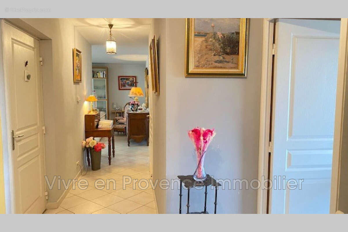 Appartement à LE PONTET