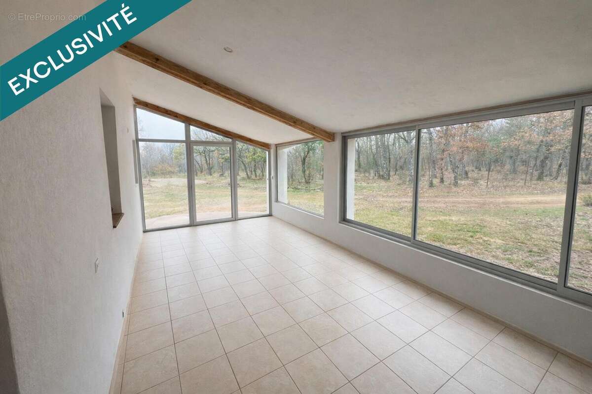 Maison 157 m² à Simiane-La-Rotonde  - photo 7