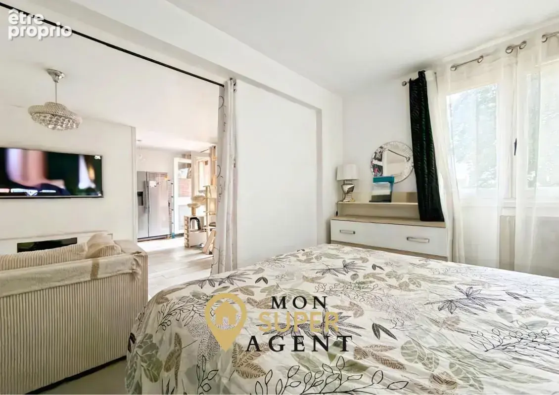 Appartement 4 pièces 82 m² à vendre à Melun (77000) - photo 9