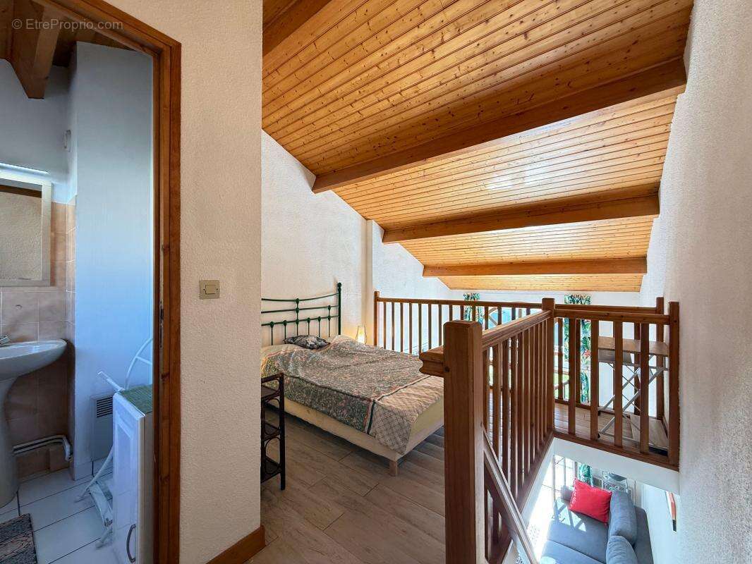 Appartement à VAUX-SUR-MER