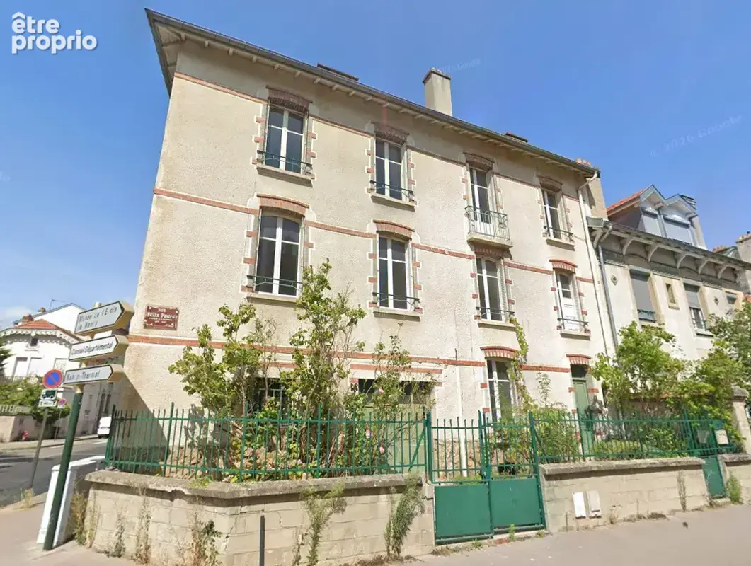 F5 avec 4 chambres, rénové, rue Félix Faure - photo 16