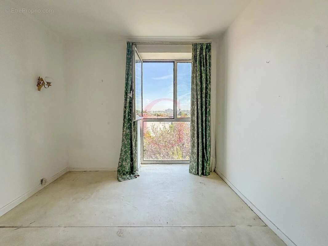 Appartement à BOURG-LA-REINE