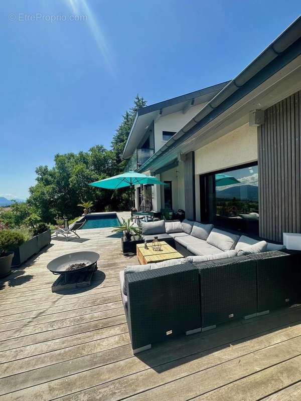 Magnifique Villa avec Vue Panoramique Montagnes & Lac - photo 2