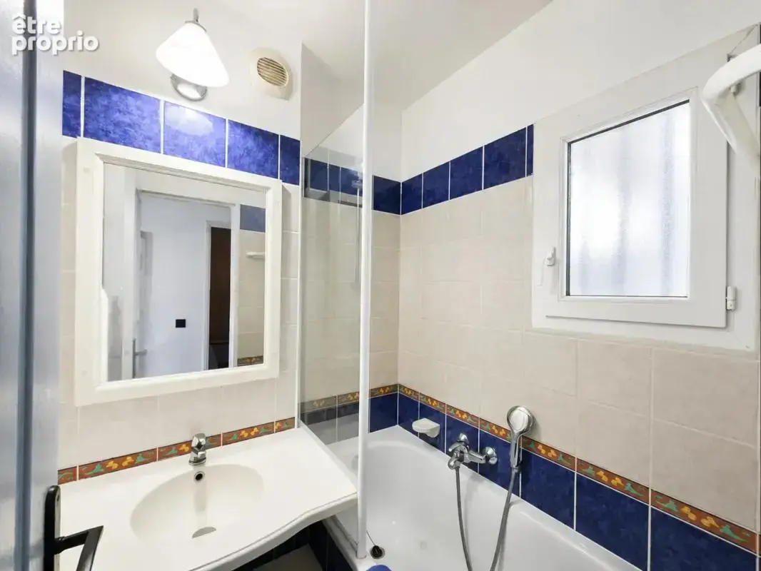 Appartement T2 de 37 m² à Six-Fours-les-Plages - photo 13
